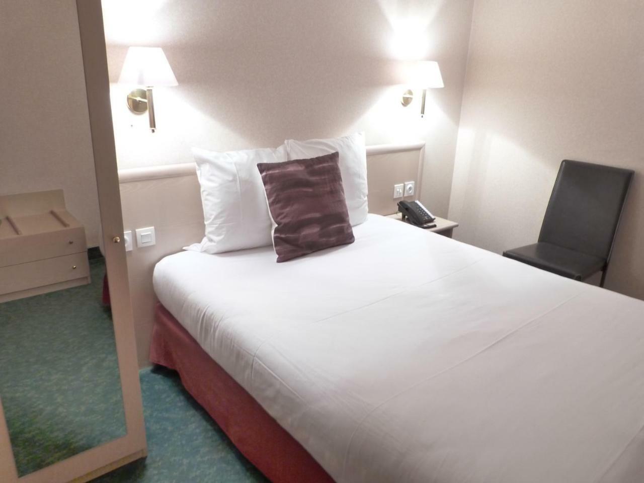 Cit'Hotel Aurore Bourges Nord - Saint Doulchard Exterior foto